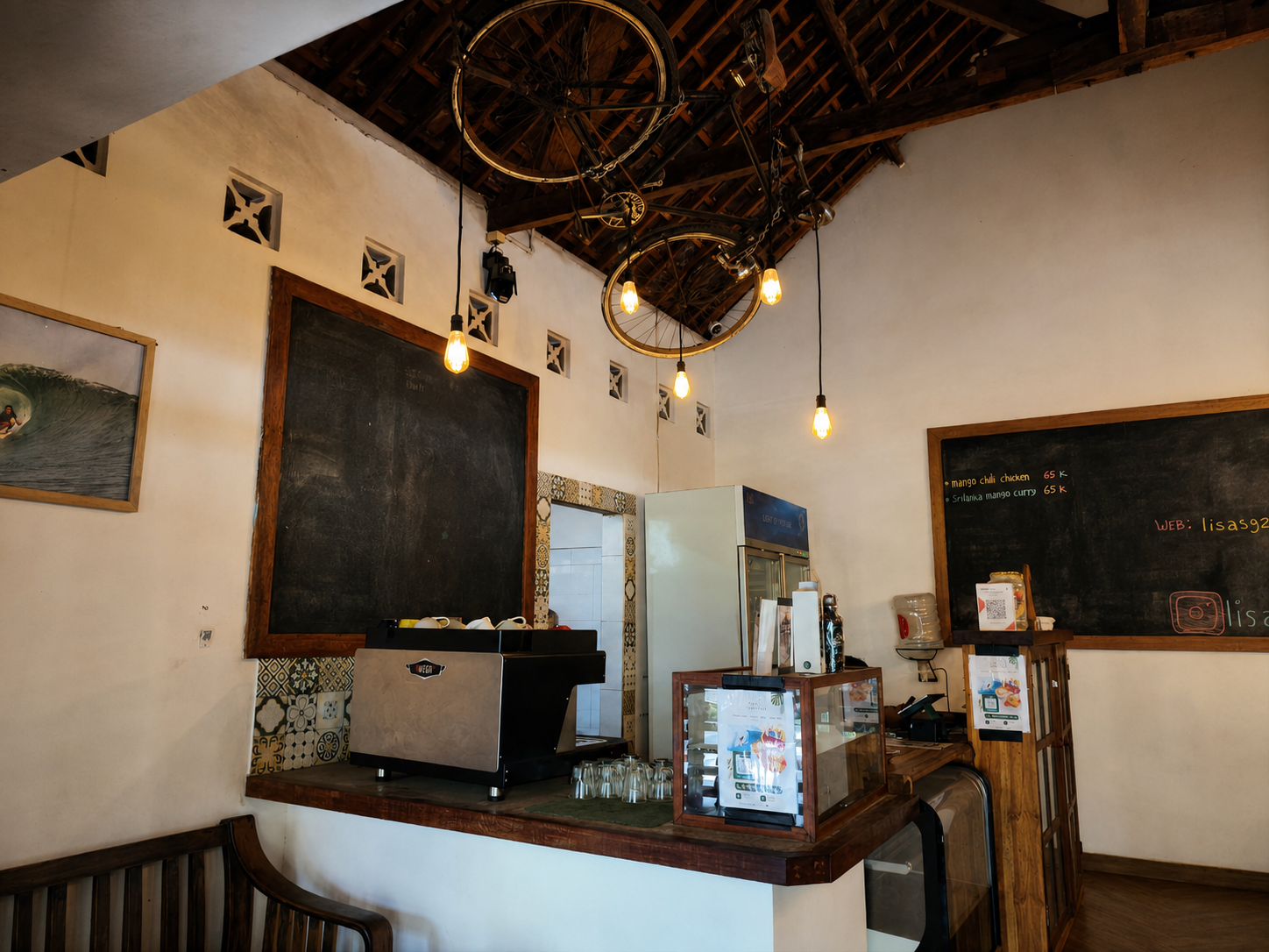 Lisa's Garden cafe counter